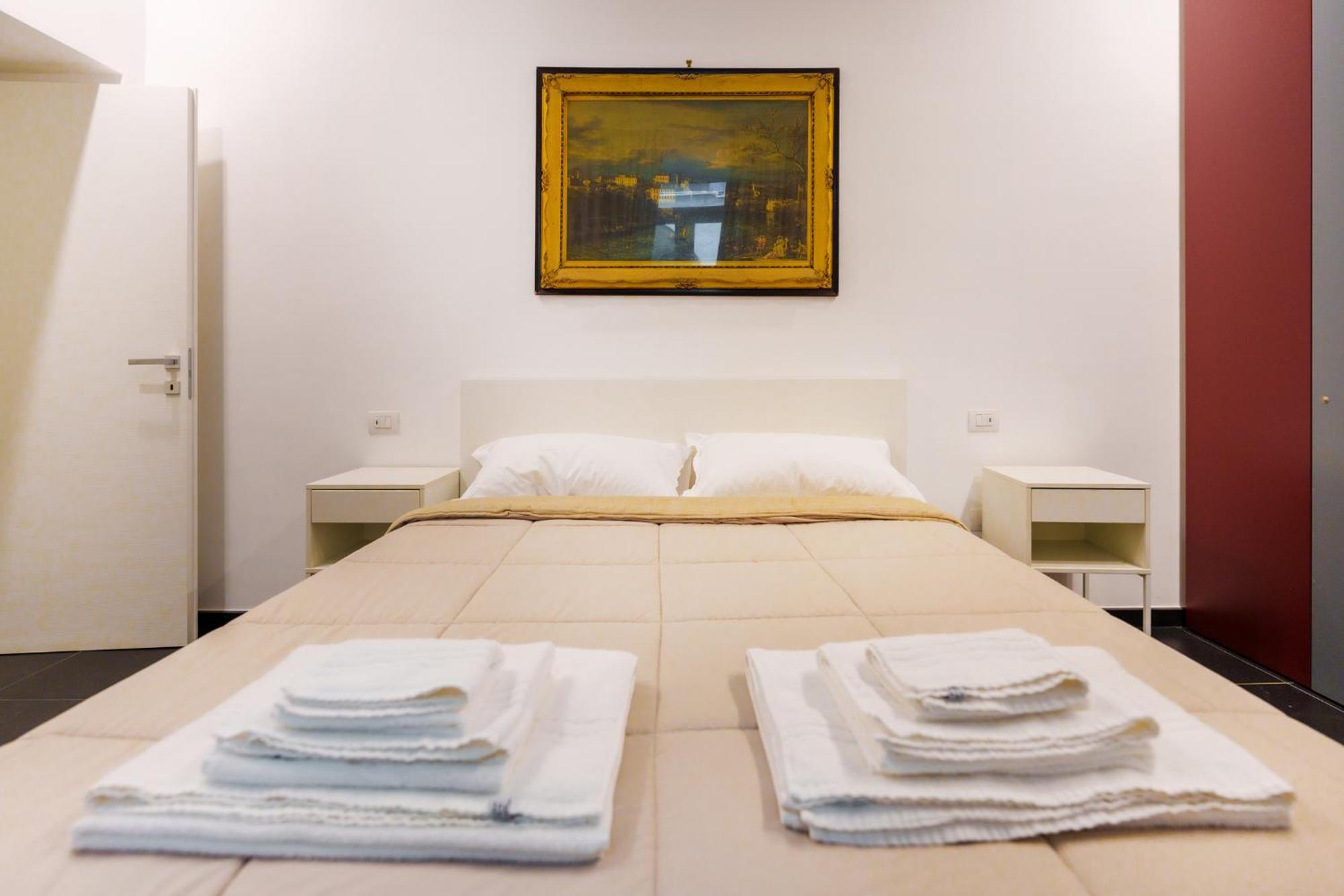 Casa Sasu - Design Modern Apartment Napoli Bagian luar foto